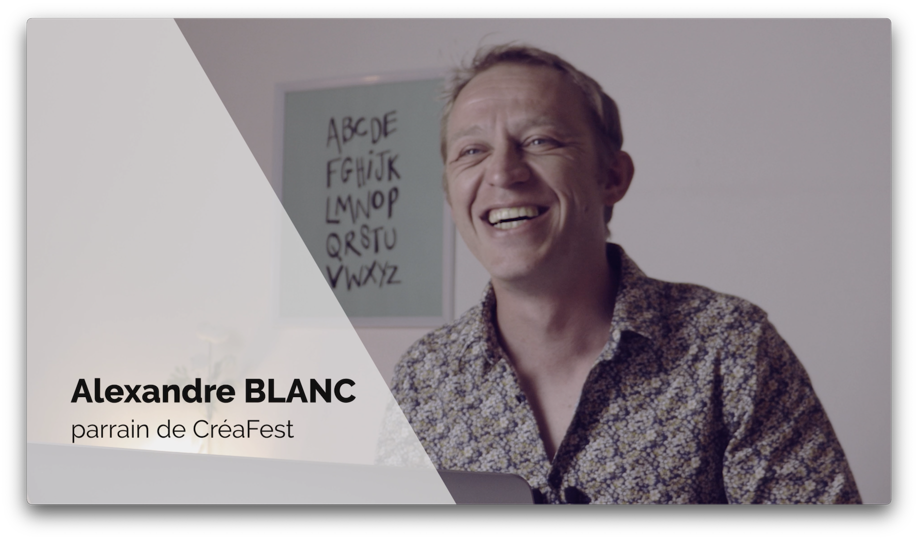 You are currently viewing Interviews vidéos, prochainement…