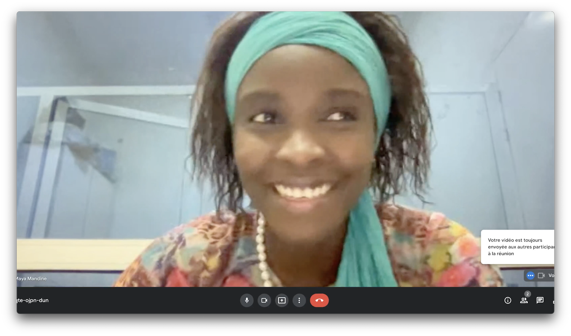 You are currently viewing Interview ! Nadia Maya MANDINE, artiste peintre de Dakar au Sénégal